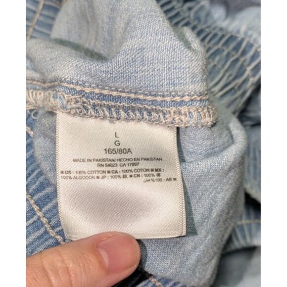 Old Navy Shorts L Women's Blue Light Wash Pull On Drapey Fit Stretch Casual - Picture 4 of 4